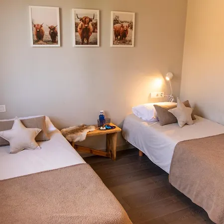 Cal Querol Llac, Con Jacuzzi Y Jardin En Centro * 普奇塞达